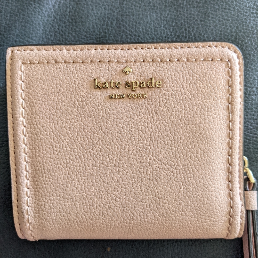 KATE SPADE LIGHT PINK FOLD WALLET